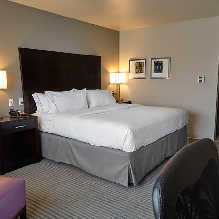 Holiday Inn Express And Suites Tahlequah By Ihg Luaran gambar